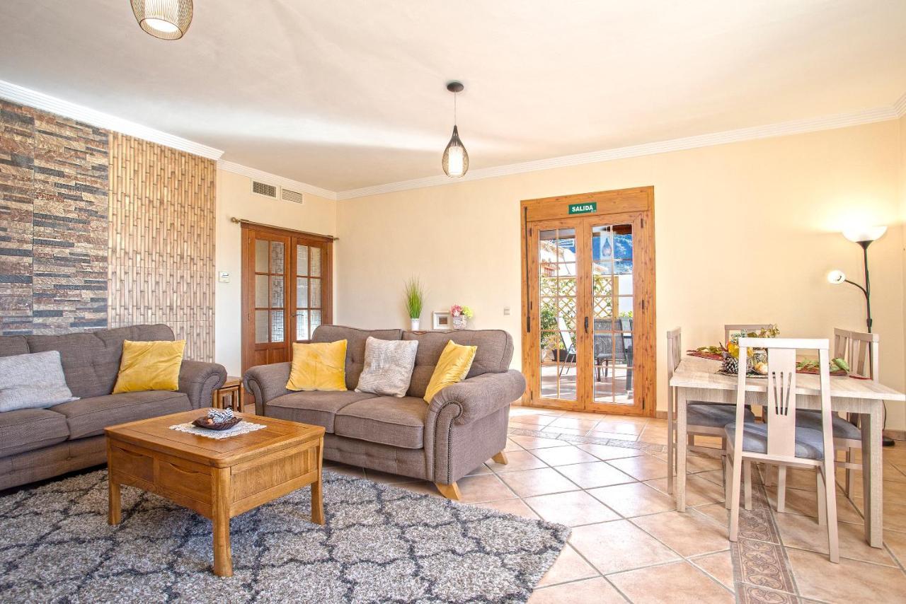 Alcaucín Casa Del Valle Con Piscina Privadaヴィラ エクステリア 写真