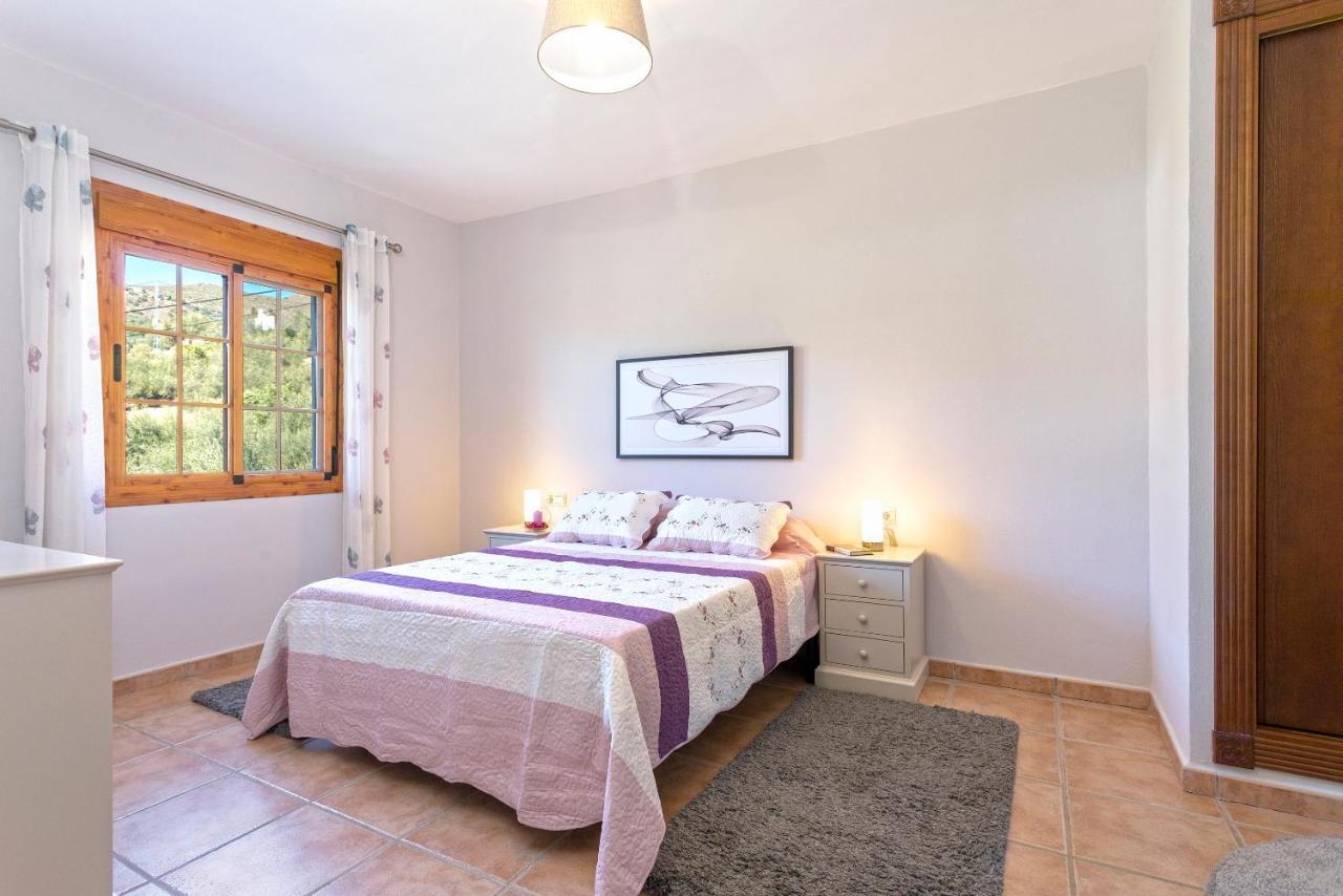 Alcaucín Casa Del Valle Con Piscina Privadaヴィラ エクステリア 写真