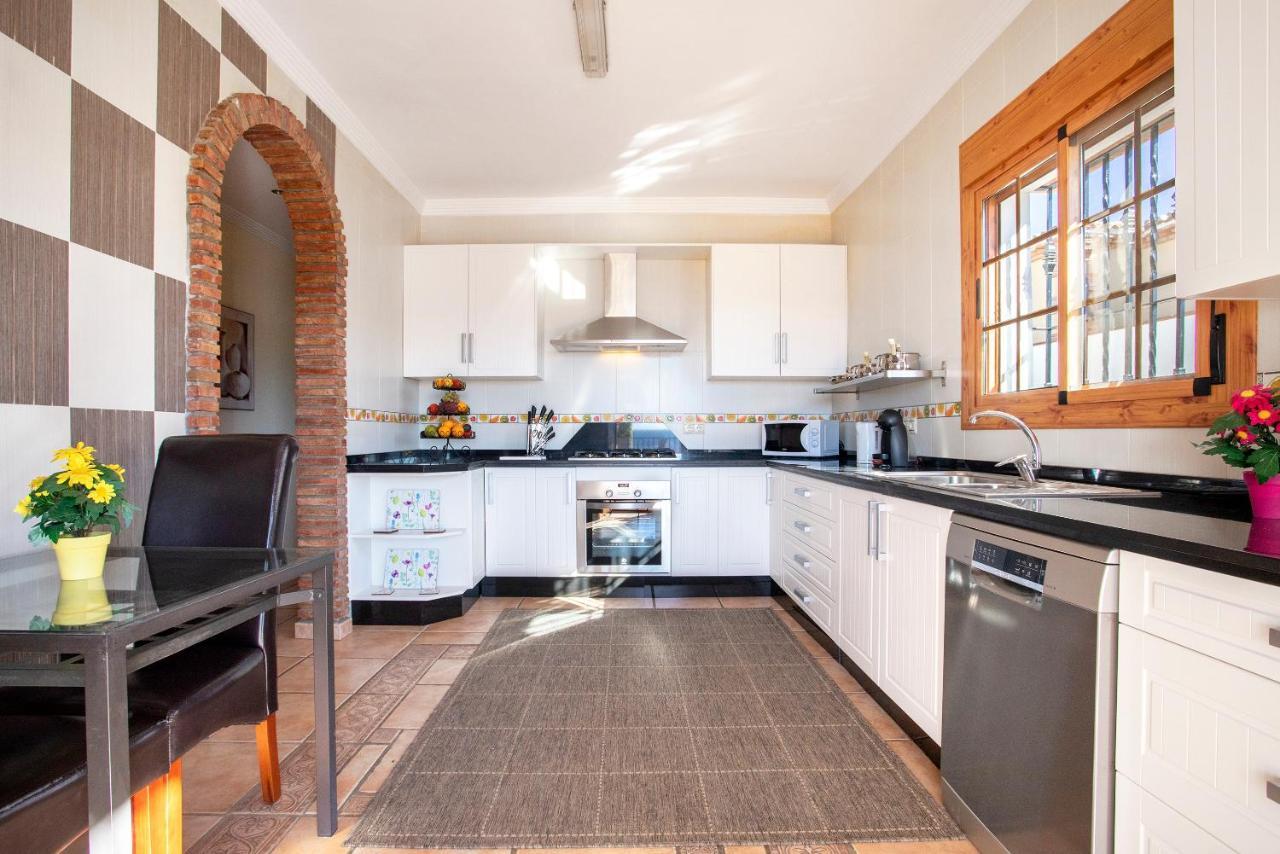 Alcaucín Casa Del Valle Con Piscina Privadaヴィラ エクステリア 写真